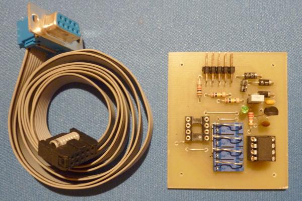 Bild der Platine und PC-Kabel